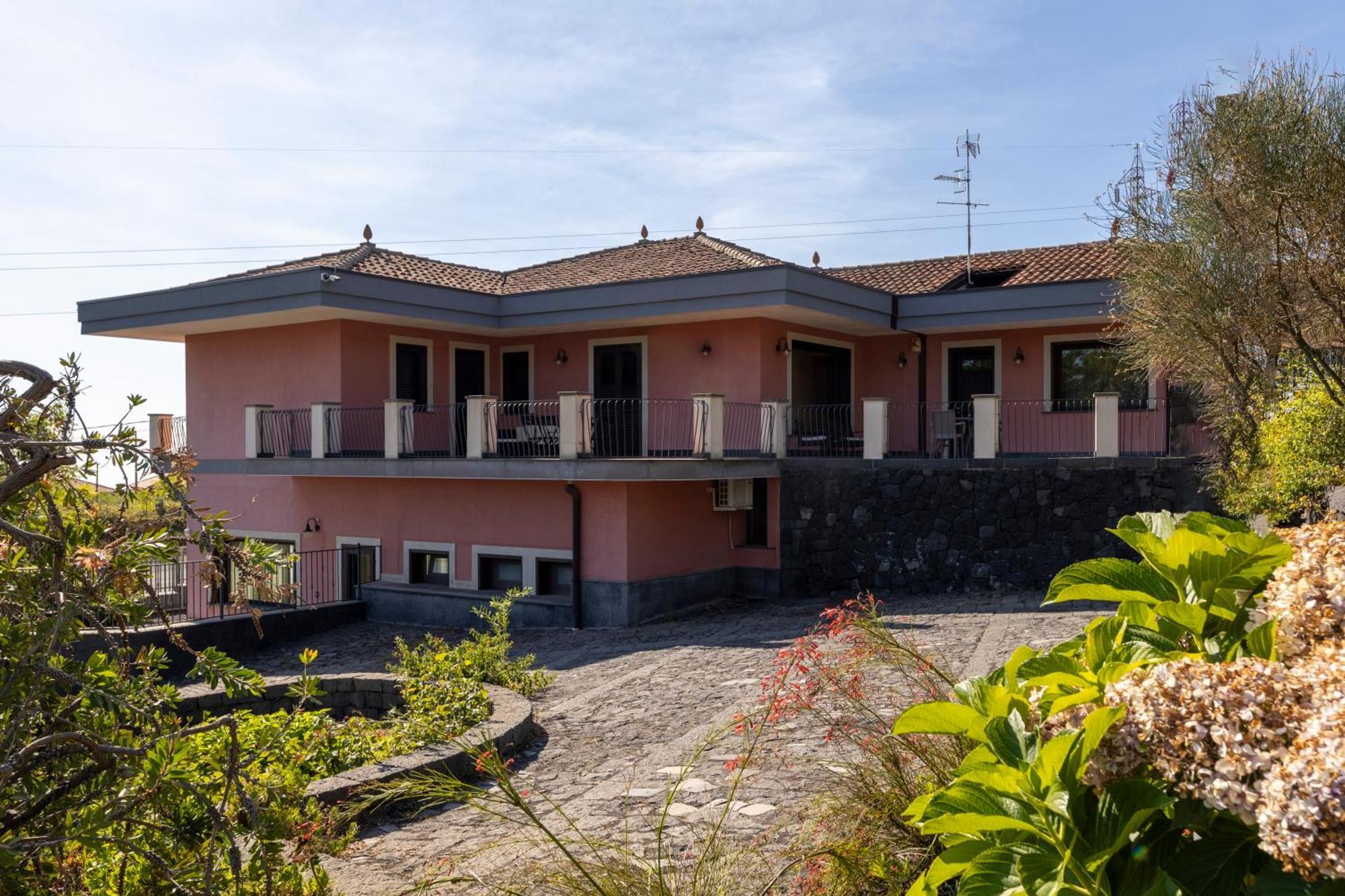 Villa Vulcano, Tra L'Etna E Il Mare Цафферана-Этнея Экстерьер фото