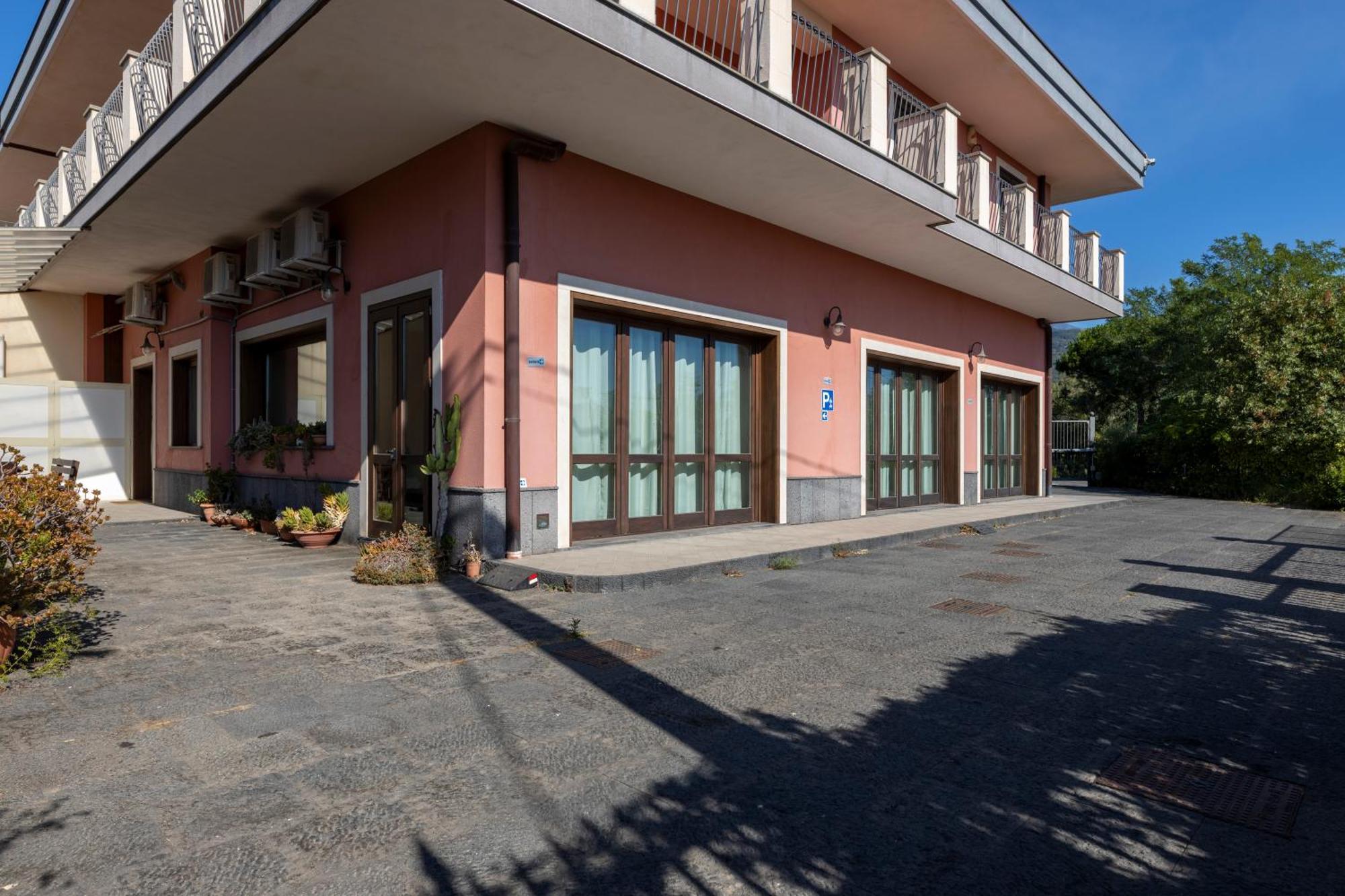 Villa Vulcano, Tra L'Etna E Il Mare Цафферана-Этнея Экстерьер фото